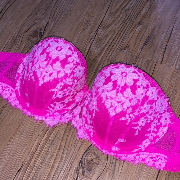 SOLD ON ANOTHER APP. 32DD Victorias Secret Dream Angel Multi-way - Picture 1 of 6